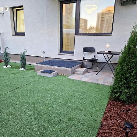 Studio&Garden! Roşu Kültér fotó