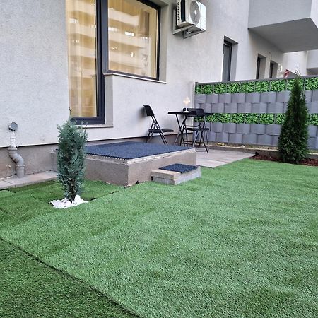 Studio&Garden! Roşu Kültér fotó