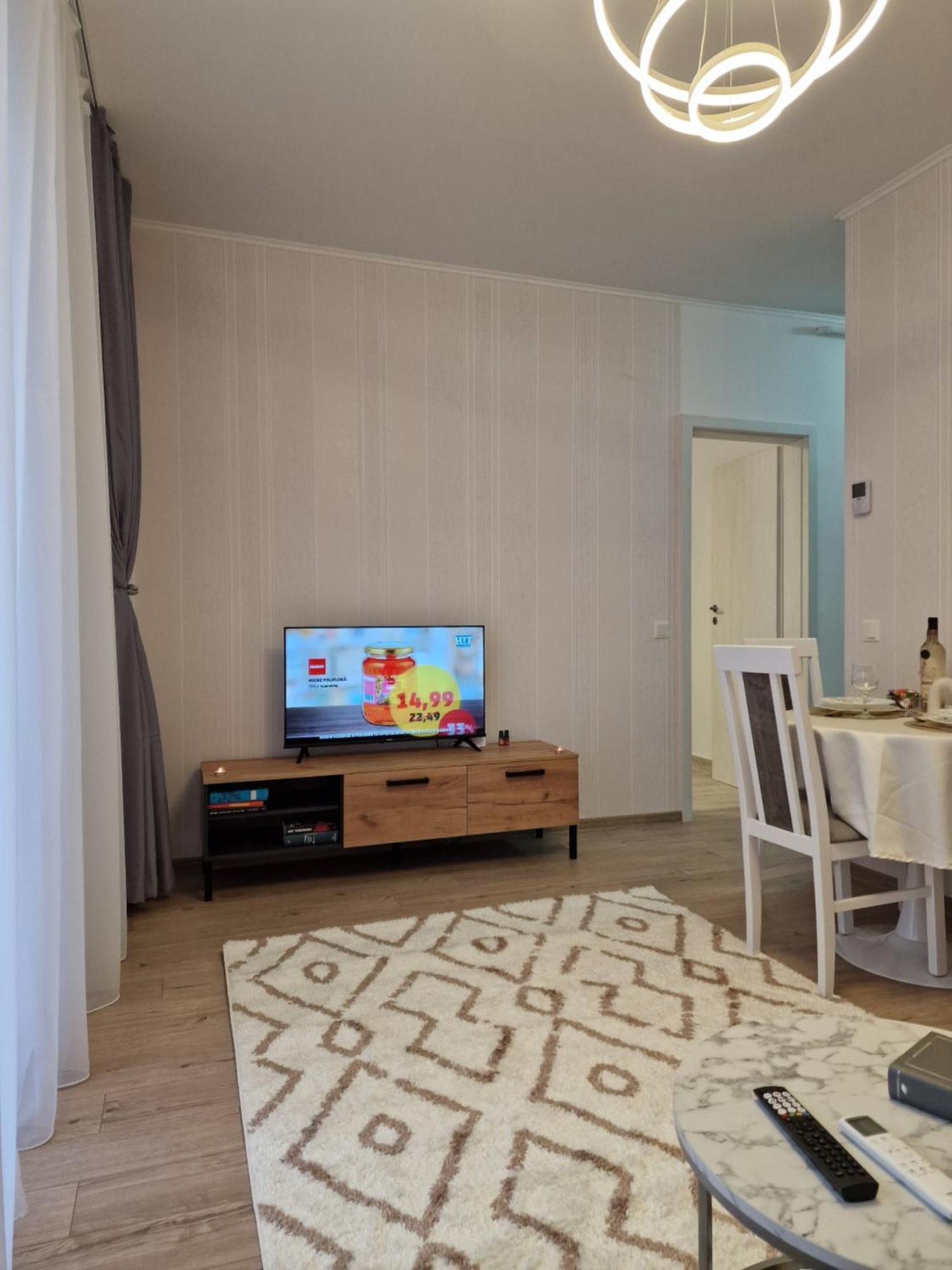 Studio&Garden! Roşu Kültér fotó