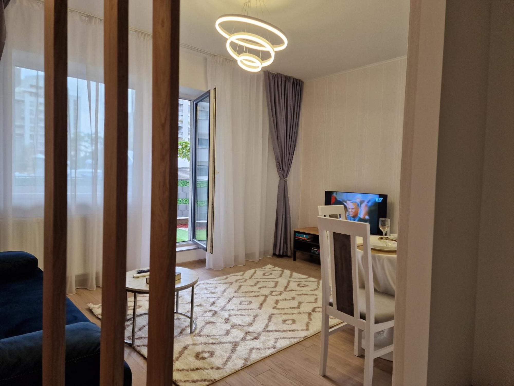 Studio&Garden! Roşu Kültér fotó